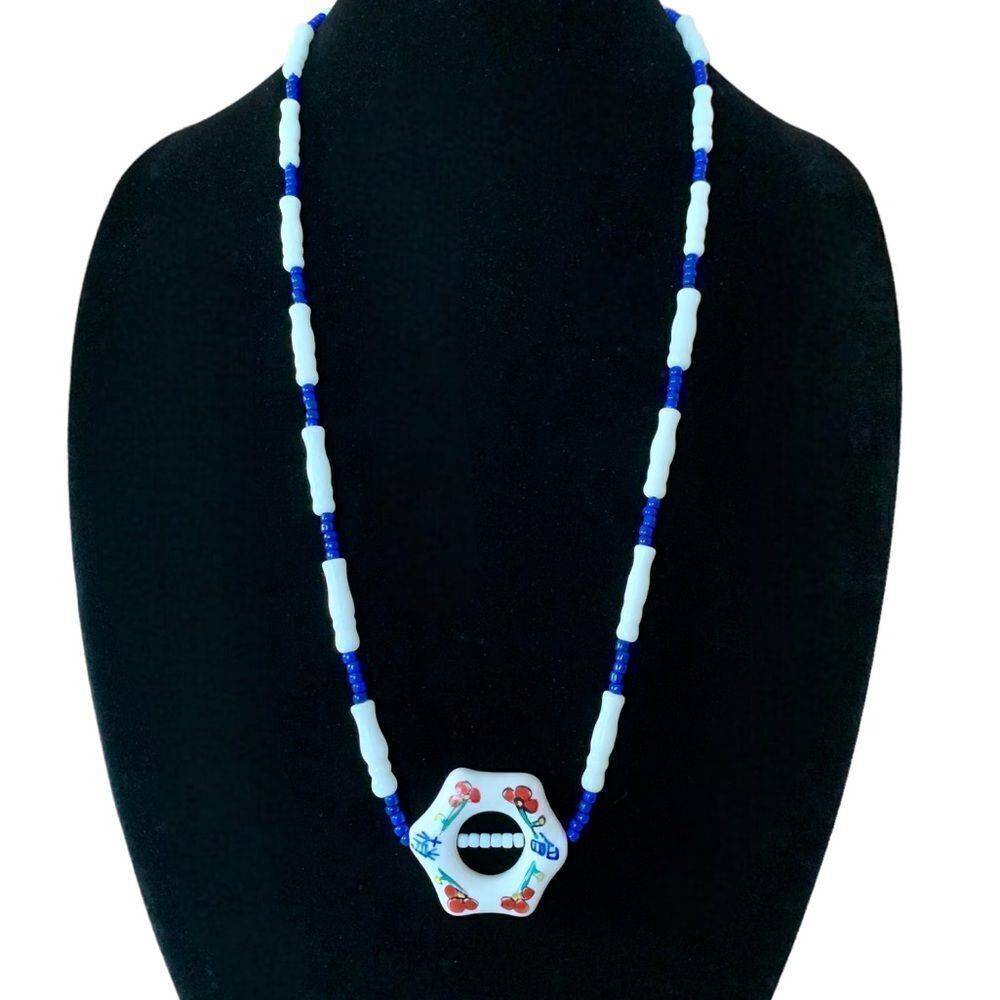 Vintage Chinese Painted Ceramic Necklace